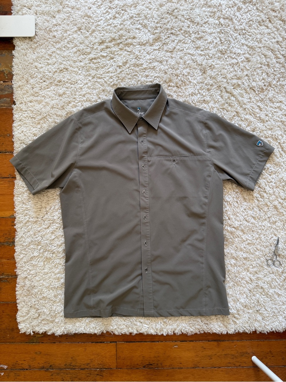 Kuhl Men’s Renegade Short-Sleeve Button-Down Shirt Dark Khaki. Sz Lrg. SUMMER